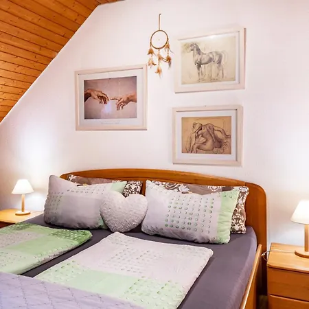 Nyaraló Am Schmiedebach *