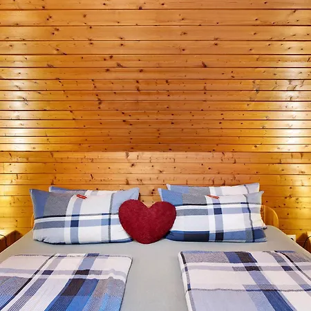 Nyaraló Am Schmiedebach *